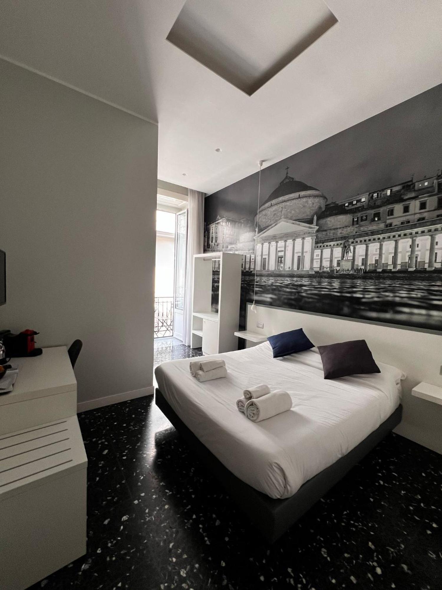 Beverello Rooms Naples Luaran gambar